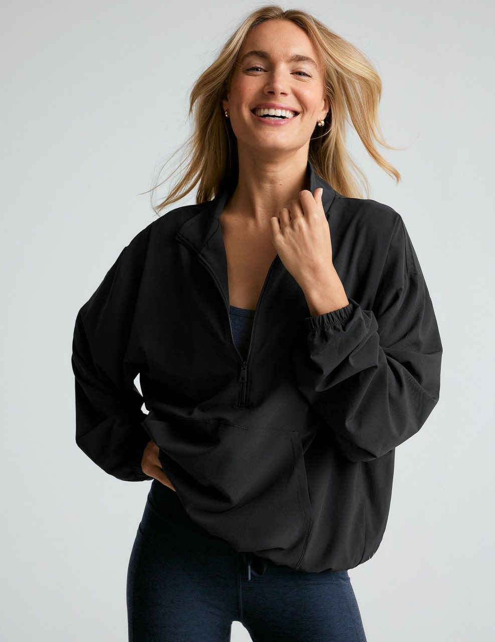 Beyond Yoga Women's Stretch Woven In Stride Half Zip Pullover