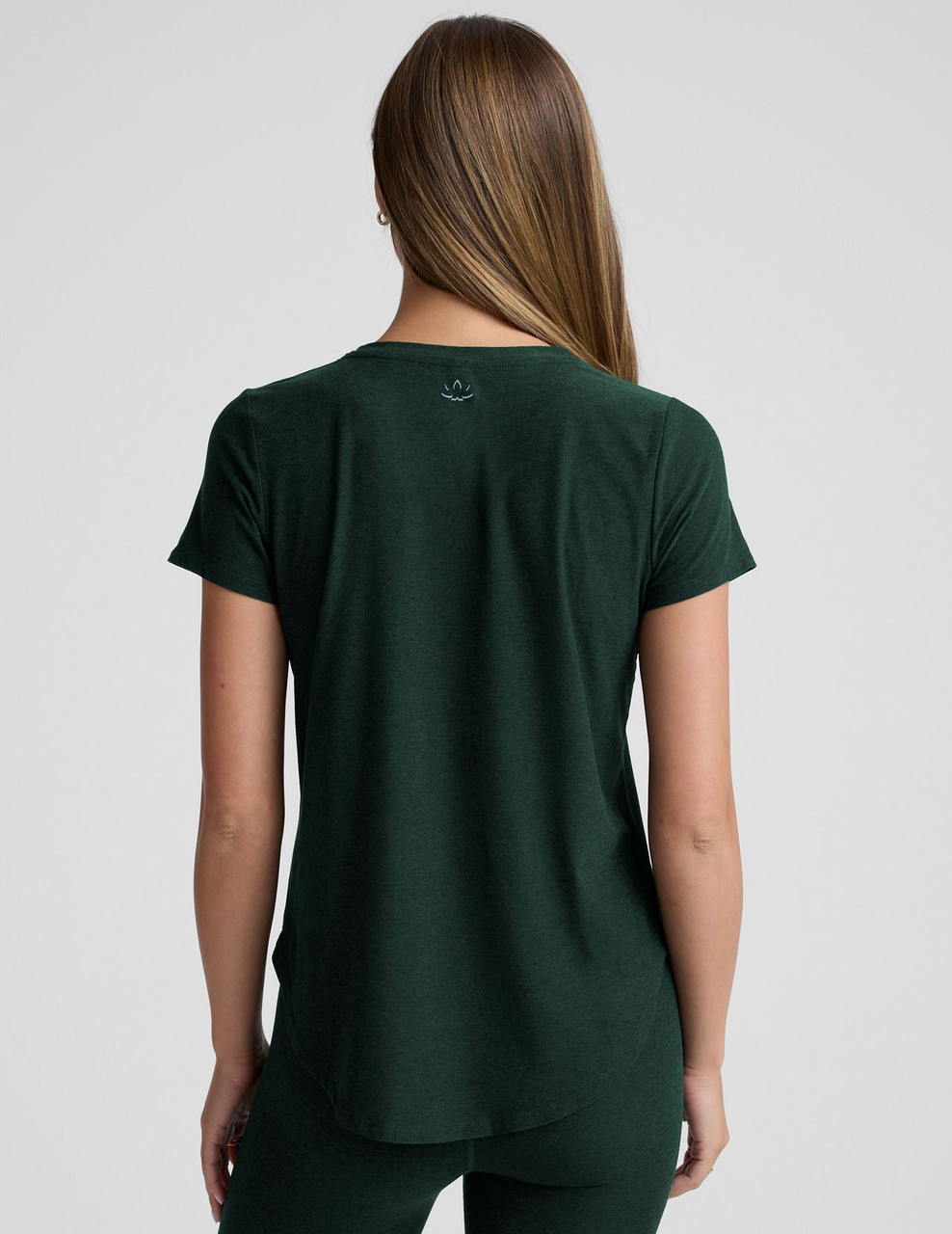 Beyond Yoga Women's Featherweight On The Down Low Tee 11 Beyond Yoga Women's Featherweight On The Down Low Tee