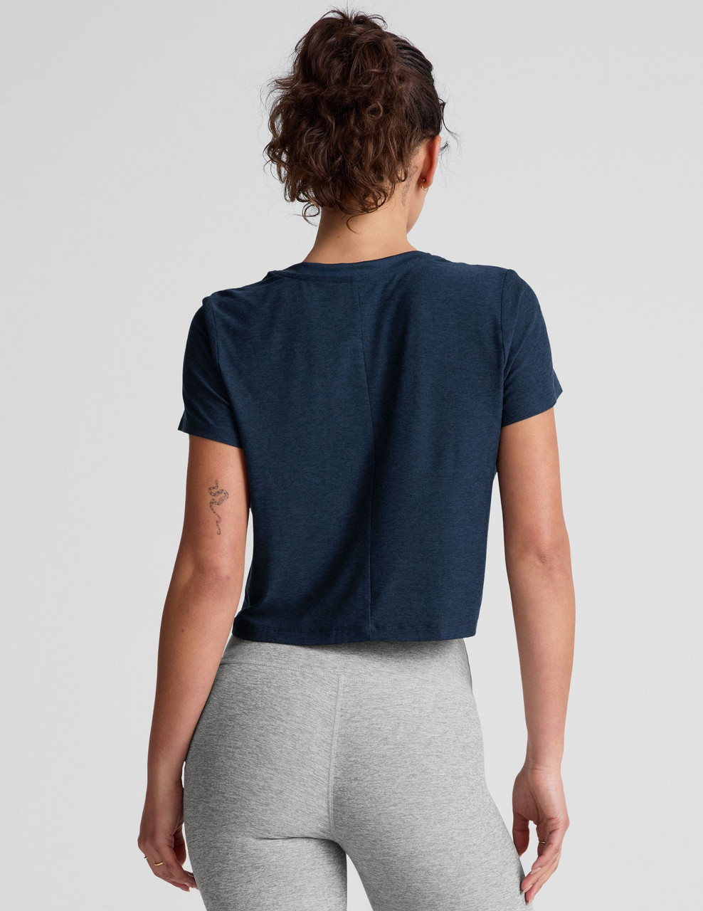 Beyond Yoga Women's Featherweight Supreme Cropped Tee 8 Beyond Yoga Women's Featherweight Supreme Cropped Tee