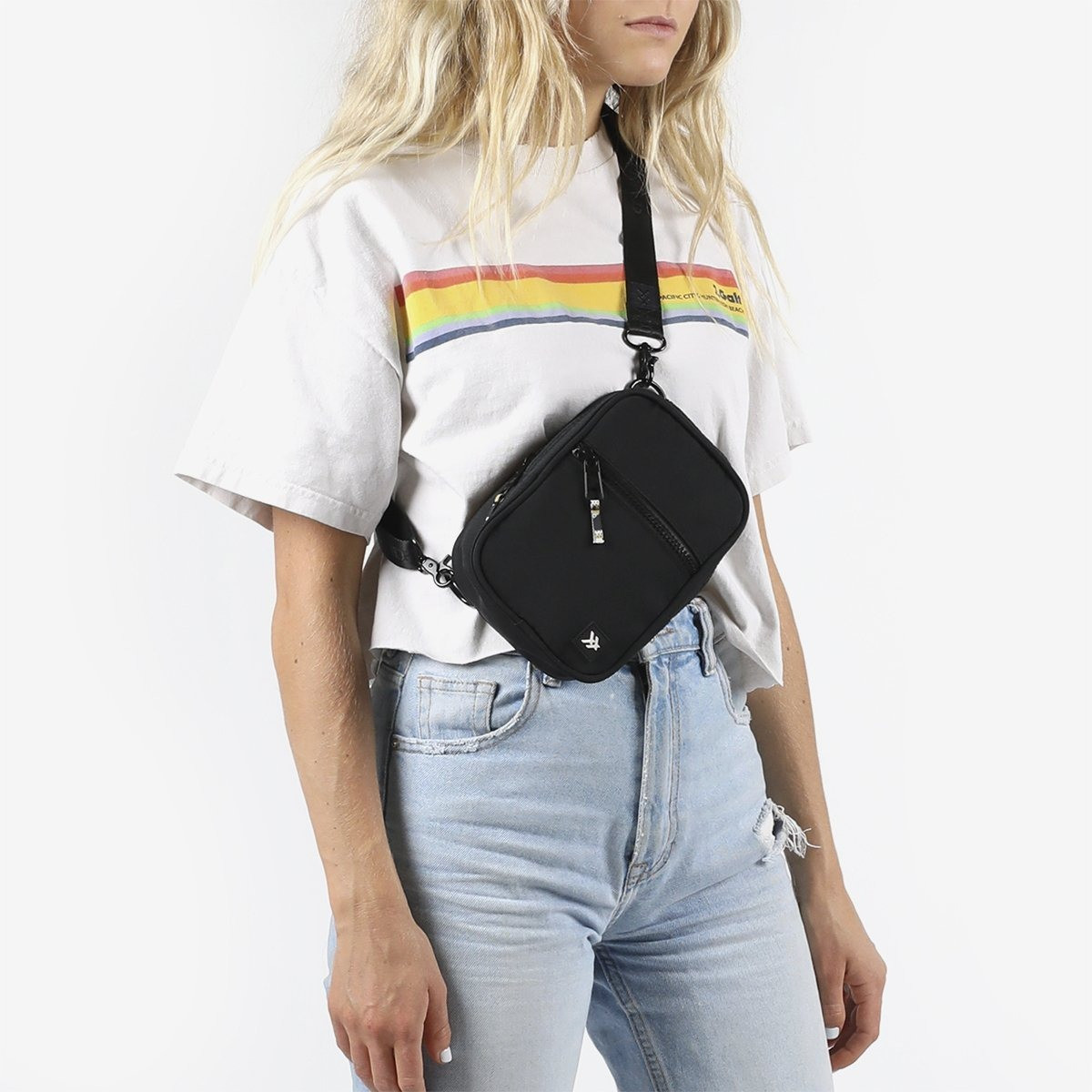 Thread Wallets Crossbody Bag 4 Thread Wallets Crossbody Bag