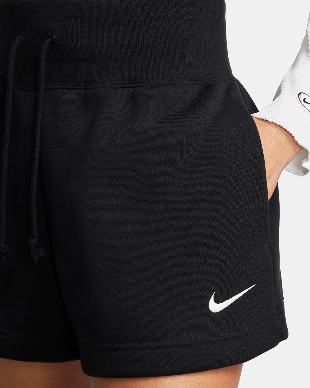 Nike Women's Phoenix Fleece High-Waisted Loose Shorts 4 Nike Women's Phoenix Fleece High-Waisted Loose Shorts