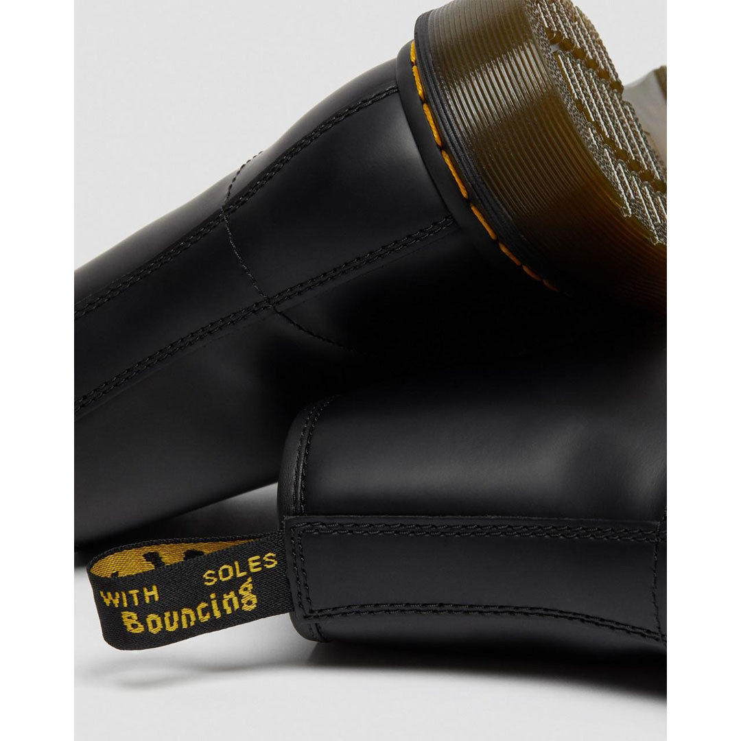 Dr. Martens 1460 Smooth Leather Boots - Black