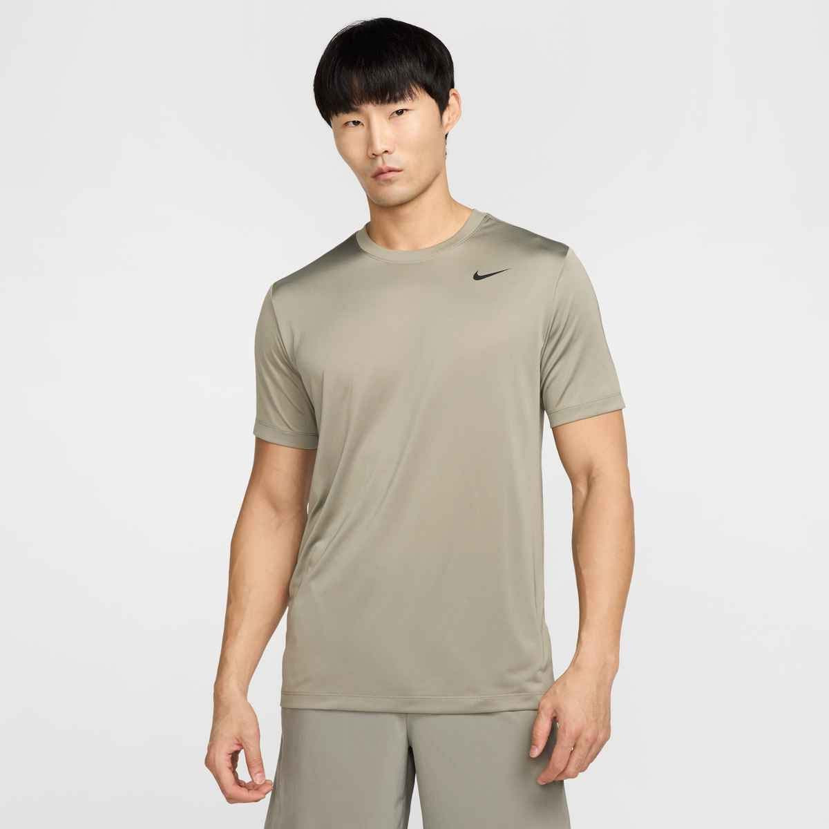 Nike Men's Dri-FIT Legend Fitness T-Shirt 9 Nike Men's Dri-FIT Legend Fitness T-Shirt