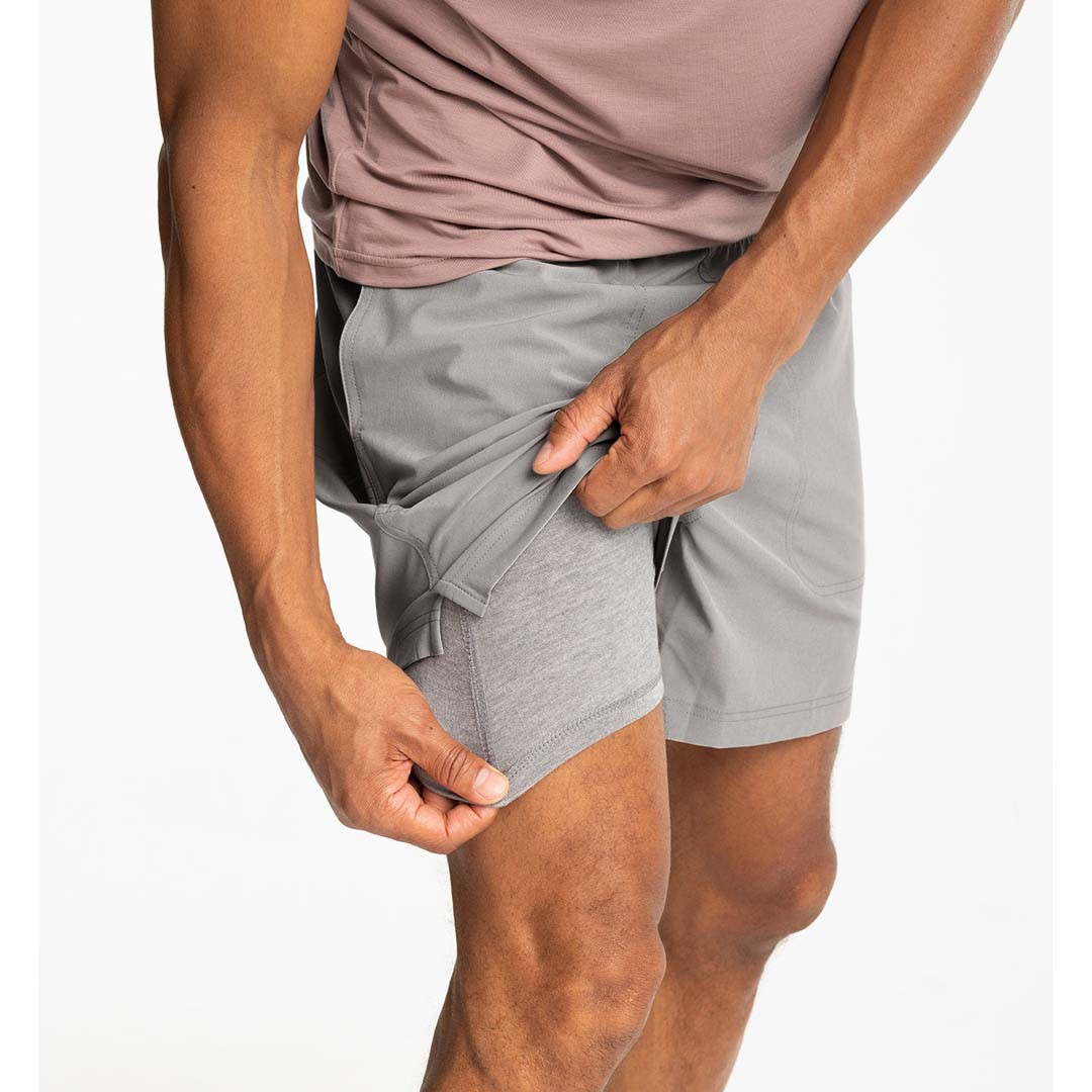 Free Fly Men's Lined Active 5.5" Breeze Shorts