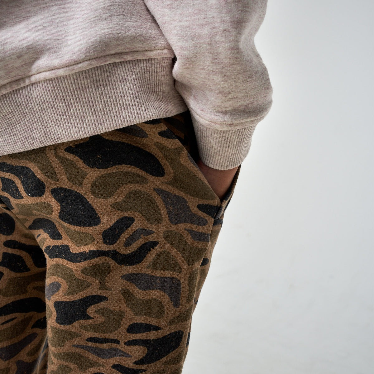 Burlebo Boys' Camo Fleece Joggers