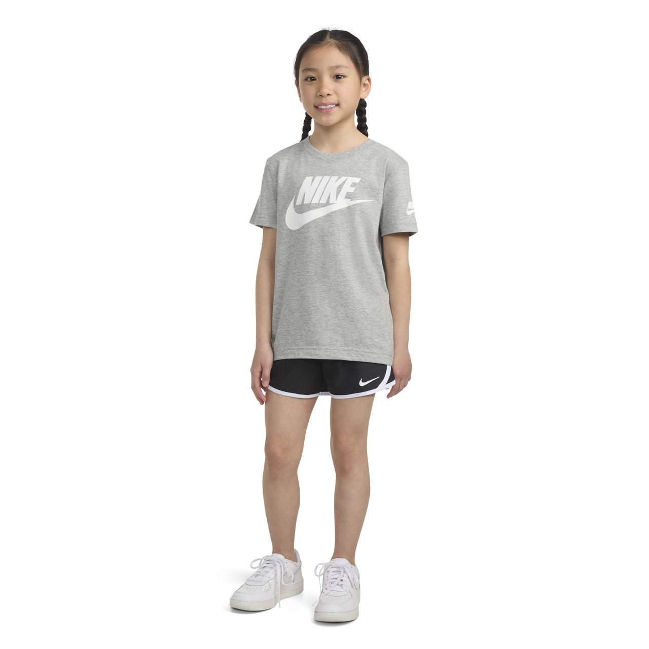 Nike Girls' Tempo Shorts 8 Nike Girls' Tempo Shorts