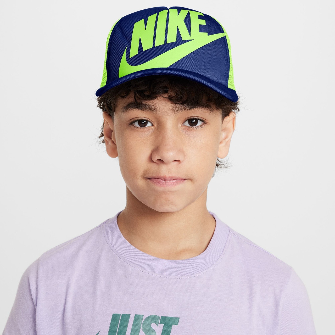 Nike Kids' Rise Trucker Cap 3 Nike Kids' Rise Trucker Cap
