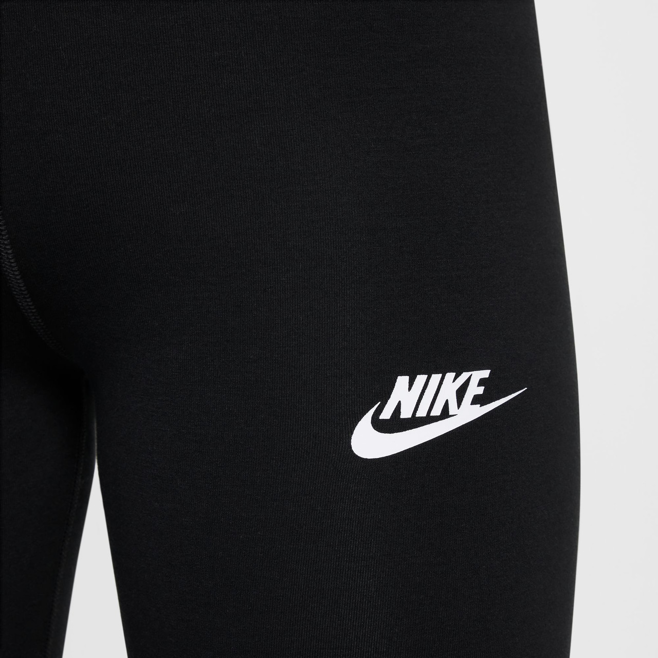 Nike Girls' Sportswear Classic High Waisted Leggings