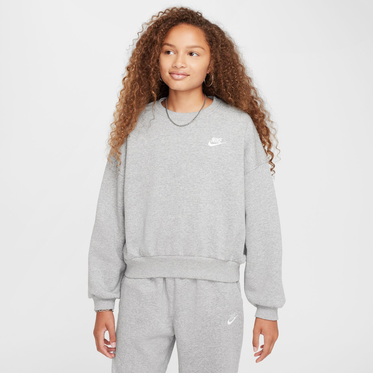 Nike Girls' Sportswear Club Fleece Boxy Crew Neck Pullover