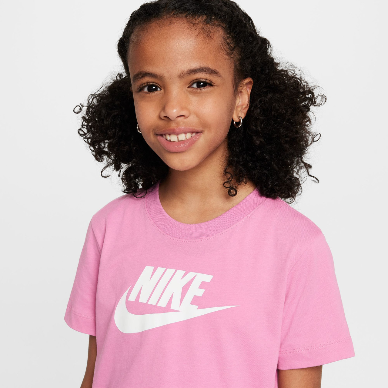 Nike Girls' Sportswear Cropped T-Shirt