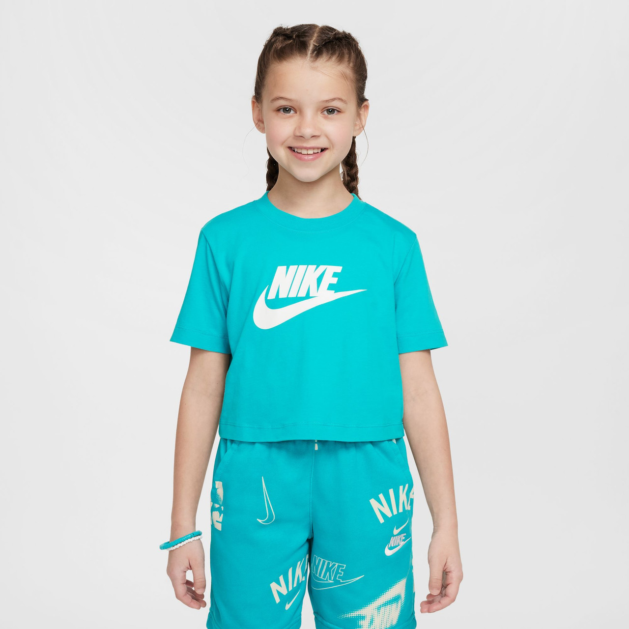 Nike Girls' Sportswear Cropped T-Shirt