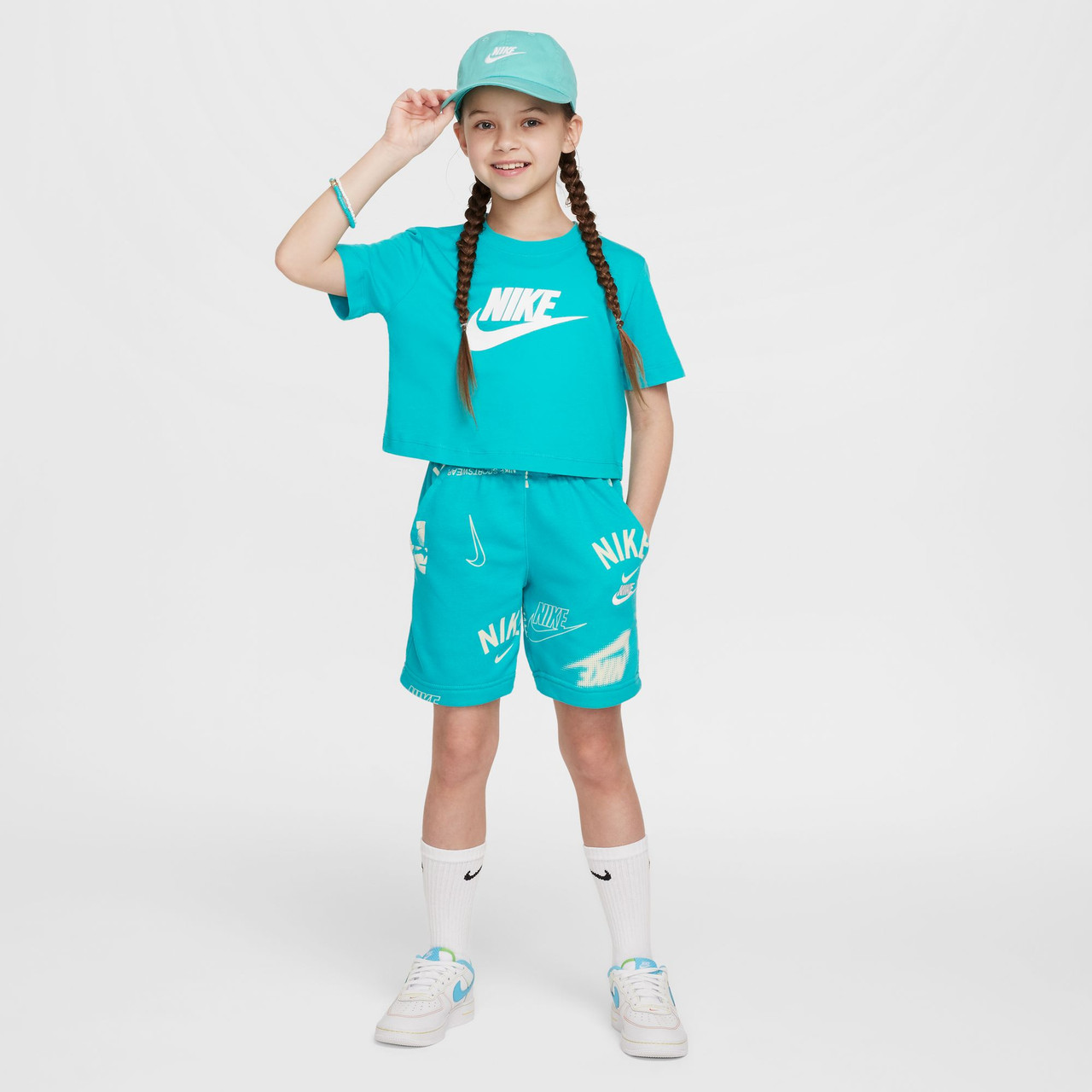 Nike Girls' Sportswear Cropped T-Shirt