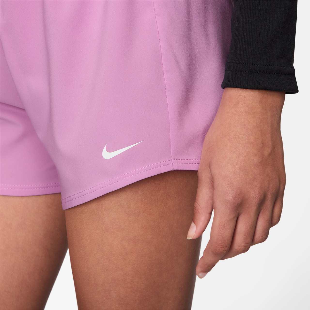 Nike Girls' One Dri-FIT High-Waisted Woven Training Shorts 4 Nike Girls' One Dri-FIT High-Waisted Woven Training Shorts
