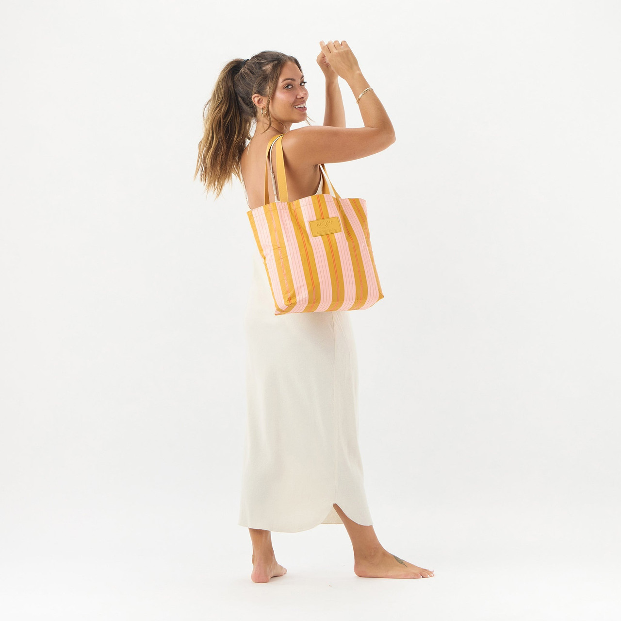 Aloha Collection Market Stripe Reversible Tote Bag 7 Aloha Collection Market Stripe Reversible Tote Bag