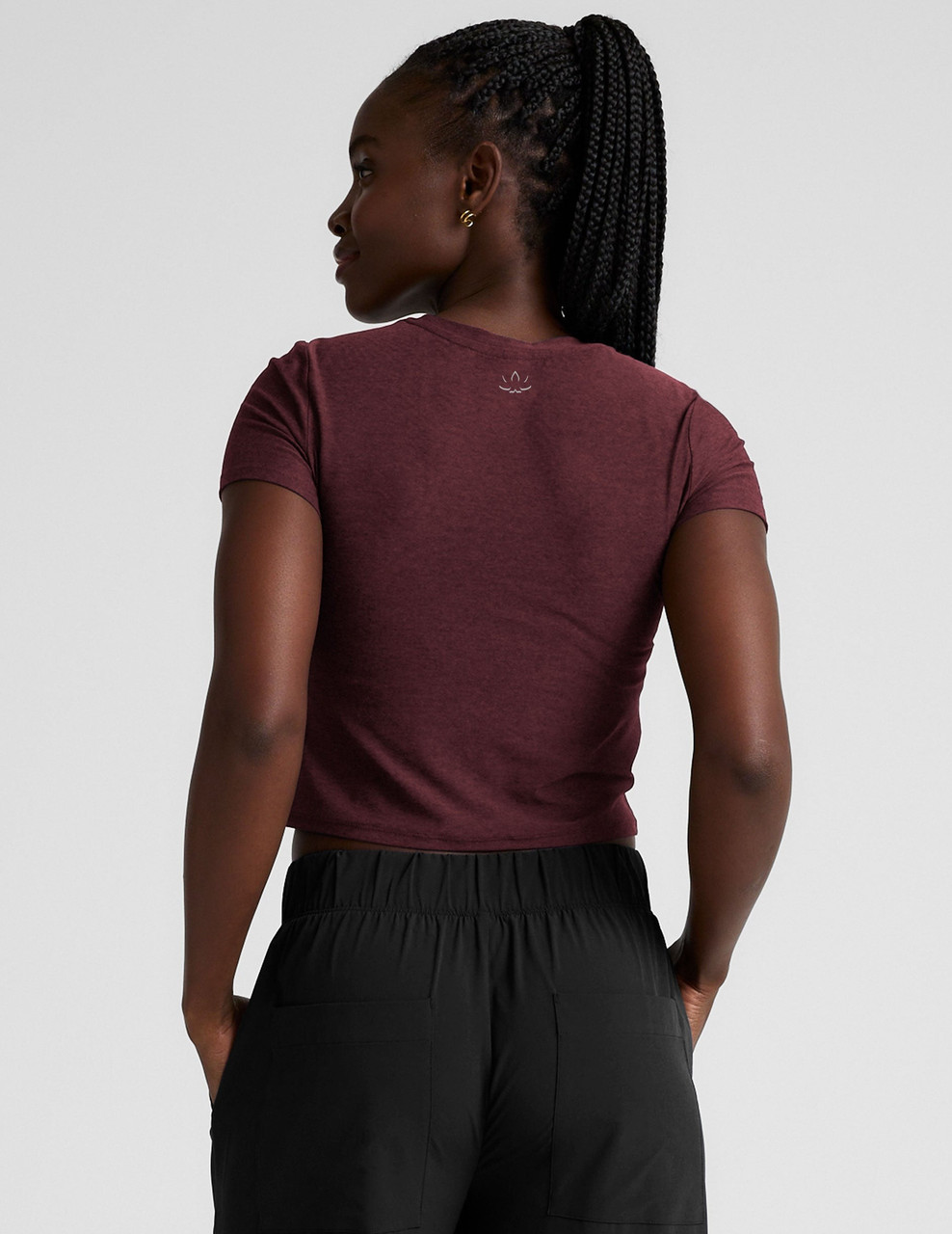 Beyond Yoga Women's Featherweight Cropped Tee